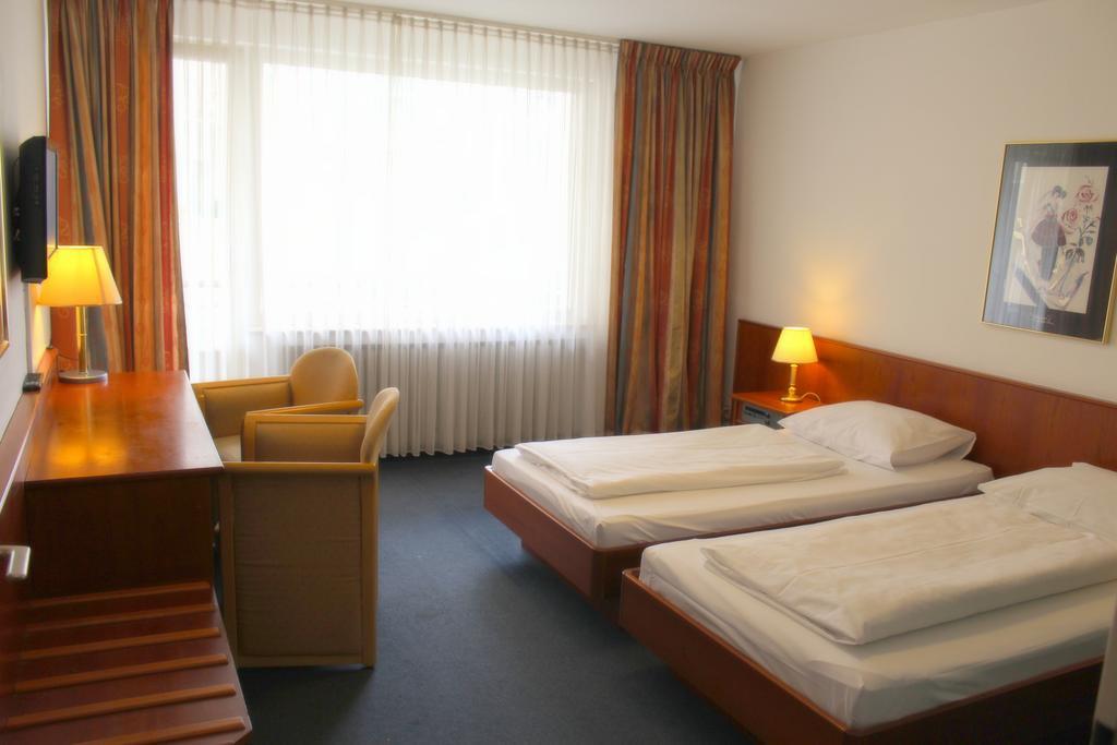 Hotel Acon Düsseldorf Zewnętrze zdjęcie